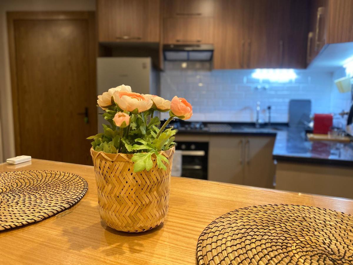 Lovely 1-Bedroom Rental Unit Near 2Mars/Habous Casablanca Zewnętrze zdjęcie